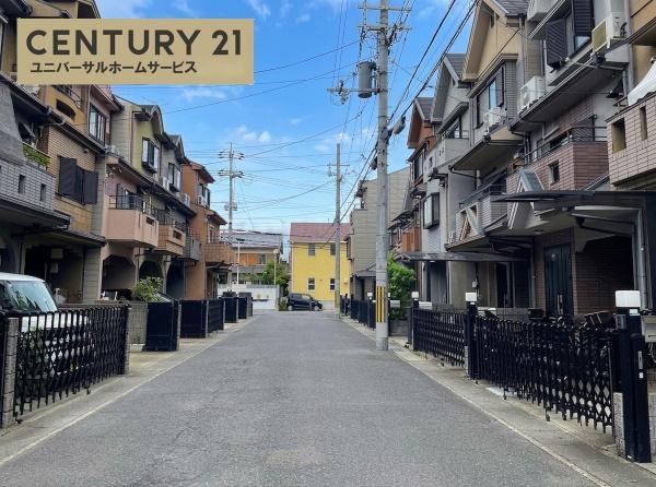 京都市伏見区羽束師鴨川町の中古一戸建