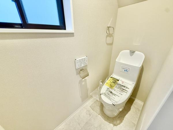 京都市西京区御陵峰ケ堂町２丁目の中古一戸建て