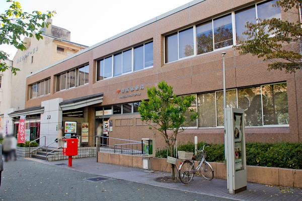 境谷西第2住宅18号棟(洛西郵便局)