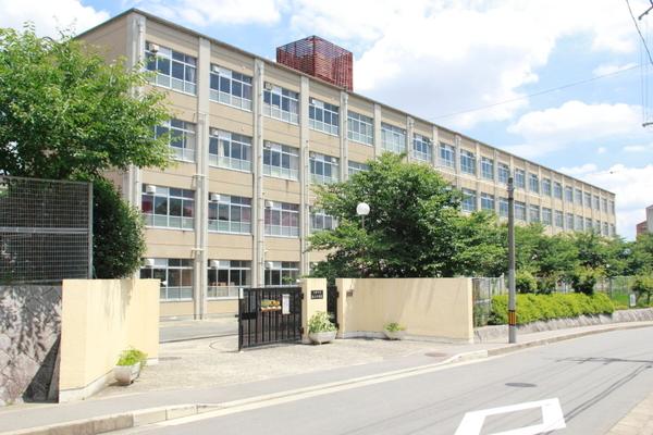 京都市西京区大枝西新林町５丁目の土地(京都市立洛西中学校)