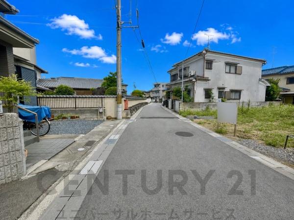 向日市寺戸町新田の土地