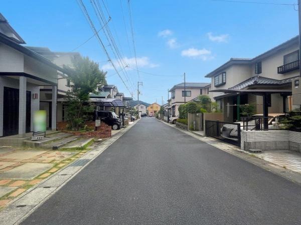 京都市西京区御陵峰ケ堂町２丁目の中古一戸建て