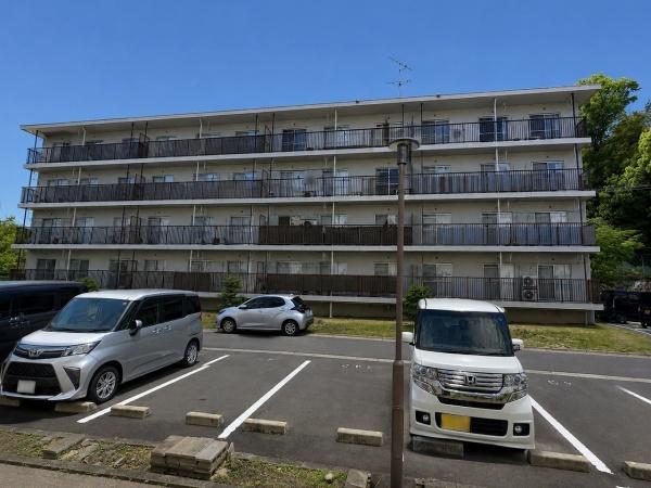 醍醐上ノ山団地A2棟