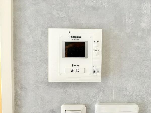 京都市南区上鳥羽南中ノ坪町の中古一戸建て