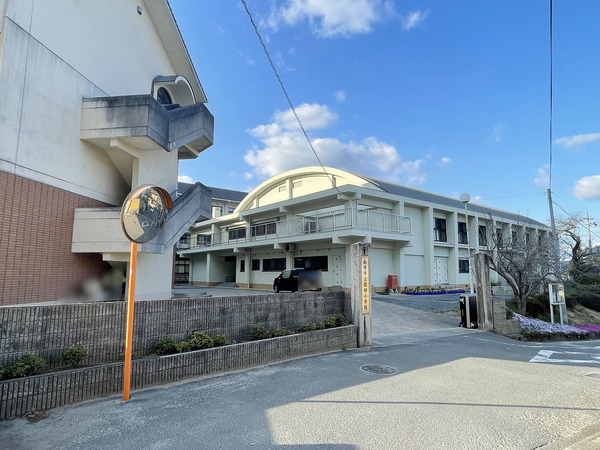 南丹市園部町栄町３号の土地(南丹市立園部小学校)