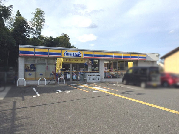 向日市寺戸町東野辺の土地(ミニストップ向日寺戸町店)