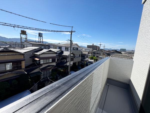 向日市鶏冠井町沢ノ東の新築一戸建