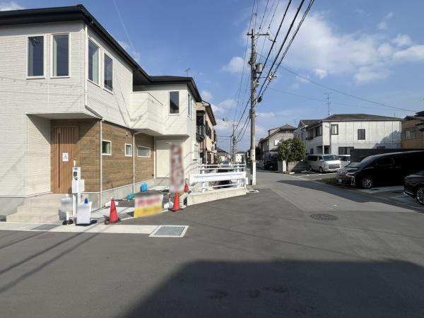 京都市伏見区羽束師鴨川町の新築一戸建