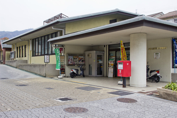 ユニ・アルス洛西プレジオ(京都大原野西竹の里郵便局)