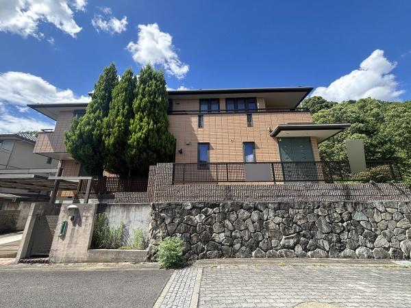 京都市西京区御陵大枝山町３丁目の中古一戸建