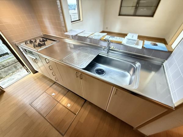 京都市西京区御陵峰ケ堂町２丁目の中古一戸建て