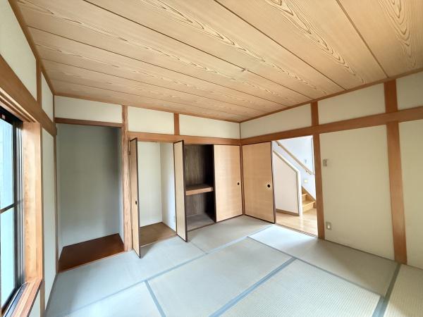 京都市西京区御陵峰ケ堂町２丁目の中古一戸建て