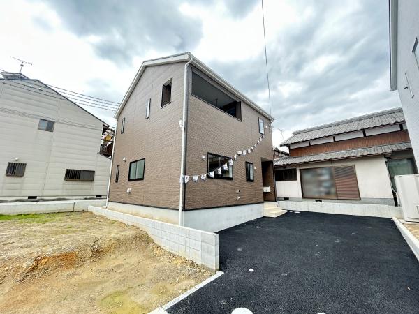 亀岡市篠町野条イカノ辻南の新築一戸建