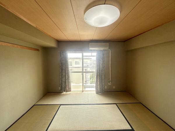 境谷西第1住宅28棟(和室)