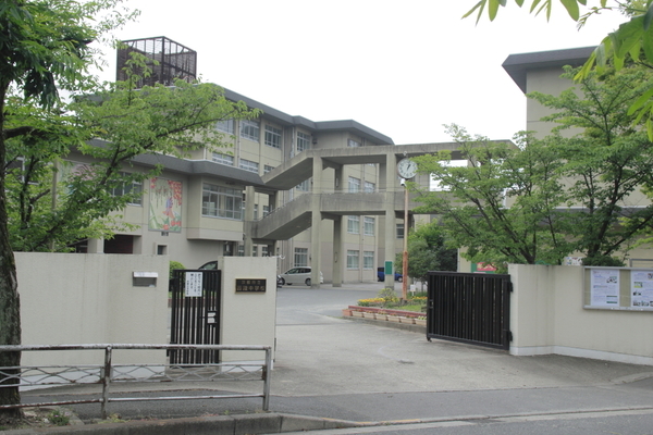 京都市西京区大枝北福西町2丁目の土地(京都市立西陵中学校)