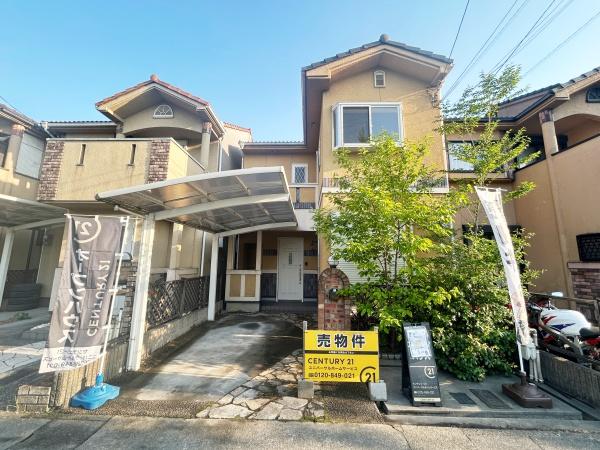 京都市伏見区羽束師菱川町の中古一戸建