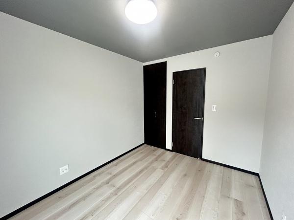 向日市物集女町五ノ坪の新築一戸建(洋室)