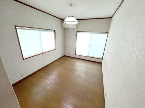 向日市鶏冠井町番田の中古一戸建て