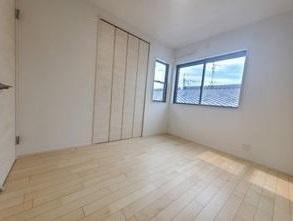 京都市南区久世大薮町の新築一戸建(洋室)