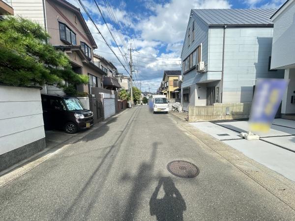 向日市寺戸町大牧の新築一戸建(前面道路含む現地写真)