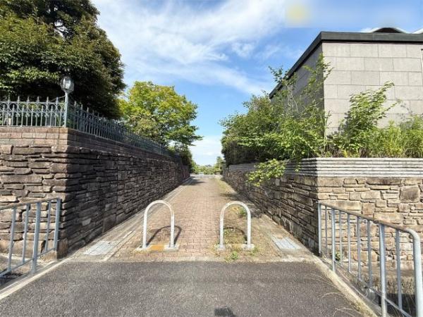 京都市西京区御陵大枝山町２丁目の中古一戸建て