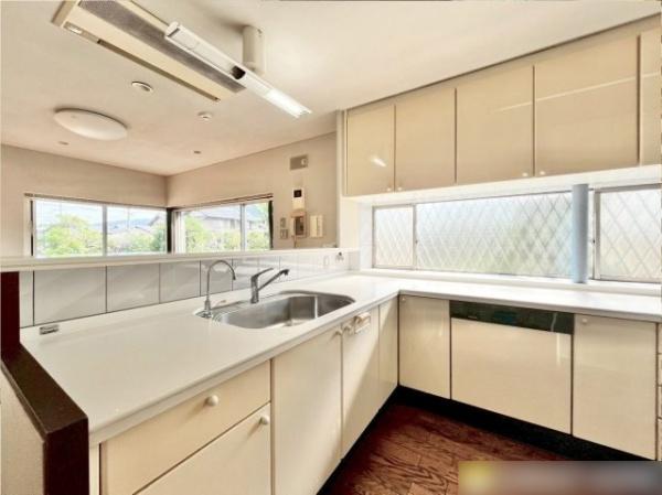 京都市西京区御陵大枝山町２丁目の中古一戸建