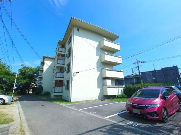 円明寺ヶ丘団地H棟