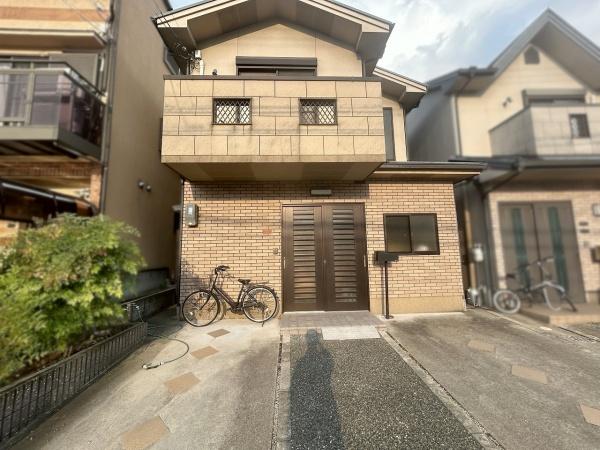 京都市南区上鳥羽南唐戸町の中古一戸建