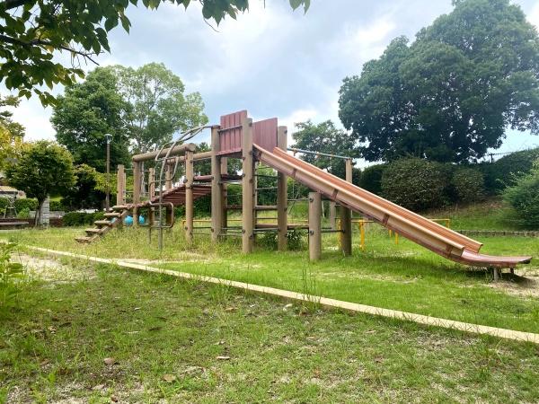 奈良市青山５丁目の中古一戸建て(青山五丁目街区公園)