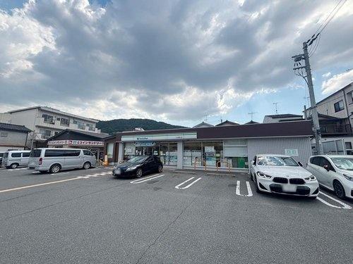 京都市山科区西野山射庭ノ上町の土地(ファミリーマート山科西野山店)