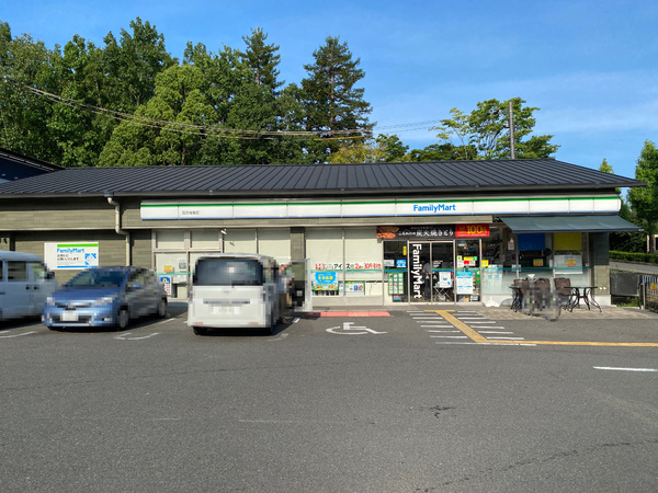 サンシティ桂坂壱番館(ファミリーマート西京桂坂店)