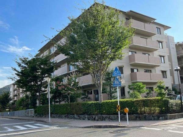 サンシティ桂坂壱番館