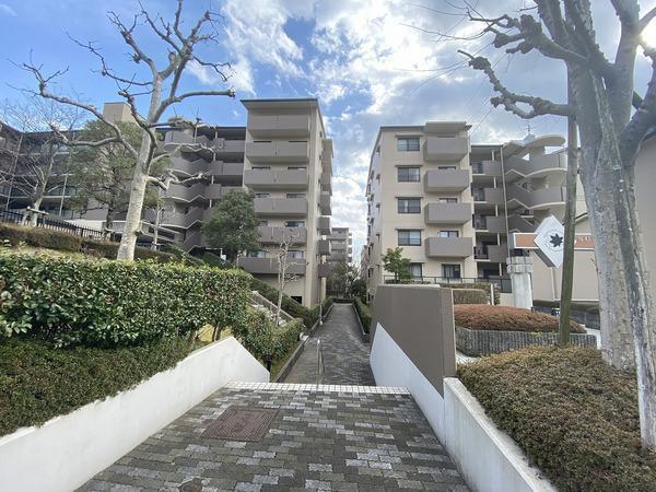 サンシティ桂坂壱番館