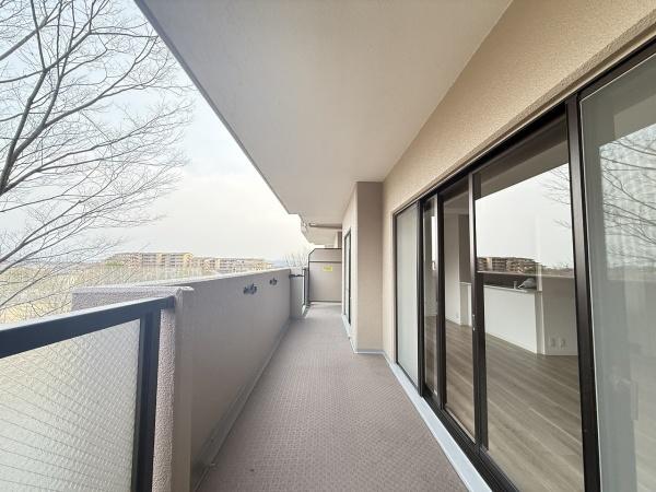サンシティ桂坂ロイヤル参番館