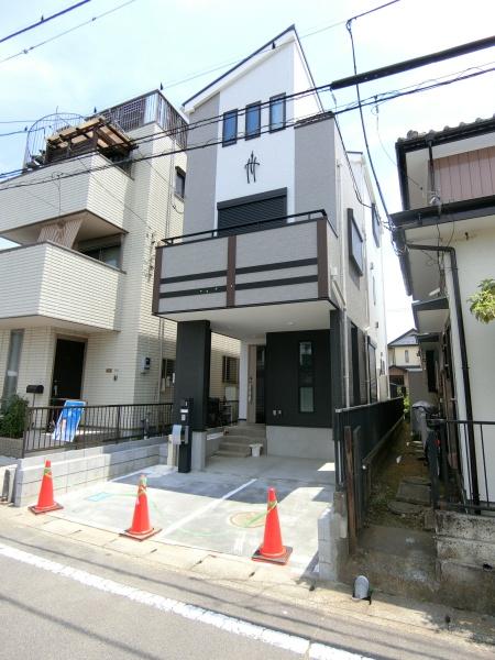 厚木市妻田西２丁目の中古一戸建