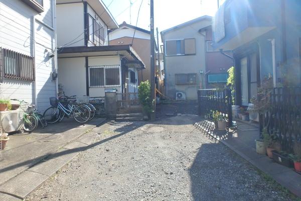 座間市ひばりが丘３丁目の土地