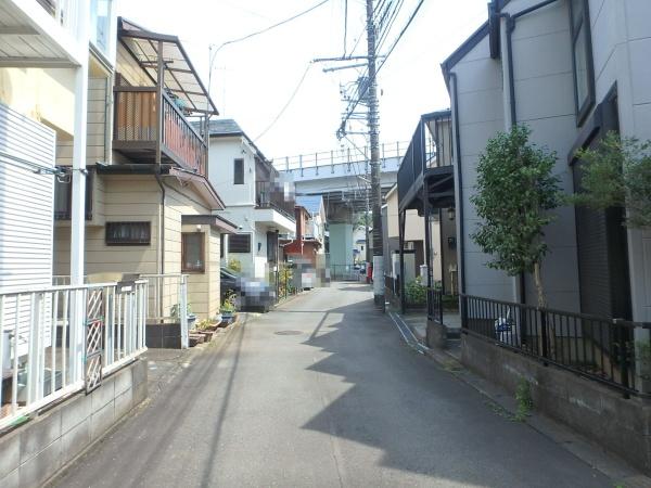 座間市栗原中央5丁目の土地(前面道路含む現地写真)