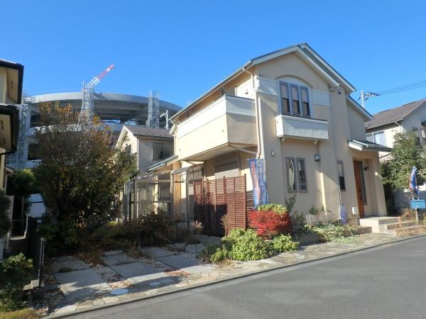 綾瀬市早川城山４丁目の中古一戸建