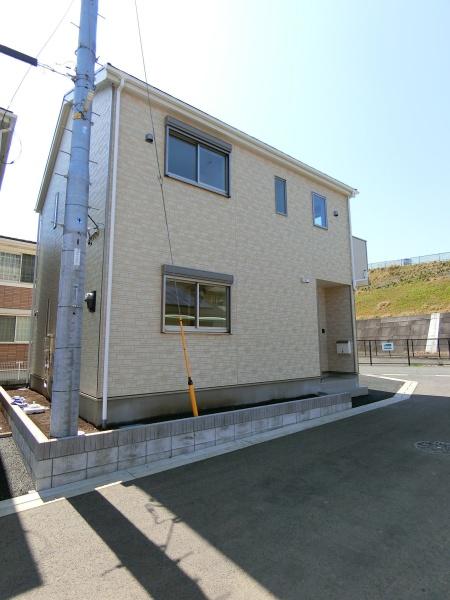 厚木市上依知の新築一戸建