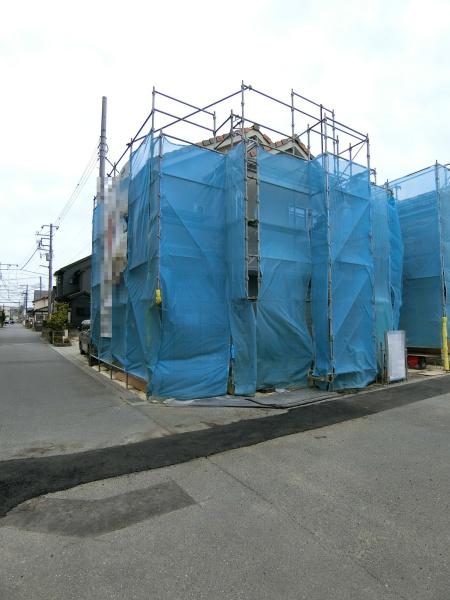 厚木市妻田北３丁目の新築一戸建