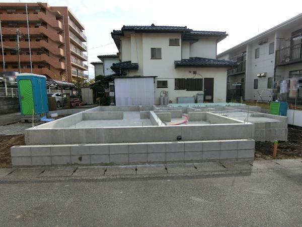 厚木市妻田北３丁目の新築一戸建