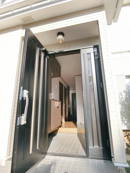 座間市入谷西２丁目の中古一戸建て