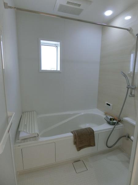 厚木市妻田南２丁目の新築一戸建