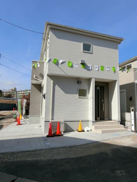 厚木市妻田南２丁目の新築一戸建