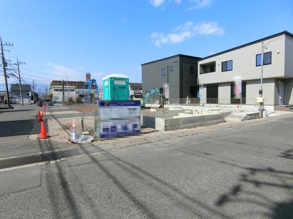 厚木市妻田北２丁目の新築一戸建