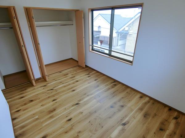 座間市東原４丁目の中古一戸建て