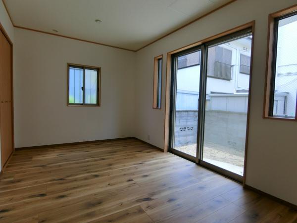 座間市東原４丁目の中古一戸建て