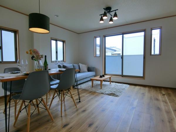 座間市東原４丁目の中古一戸建