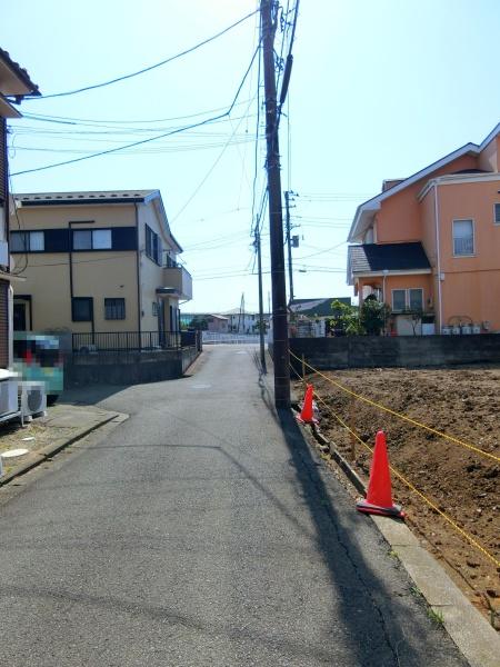 座間市南栗原３丁目の新築一戸建