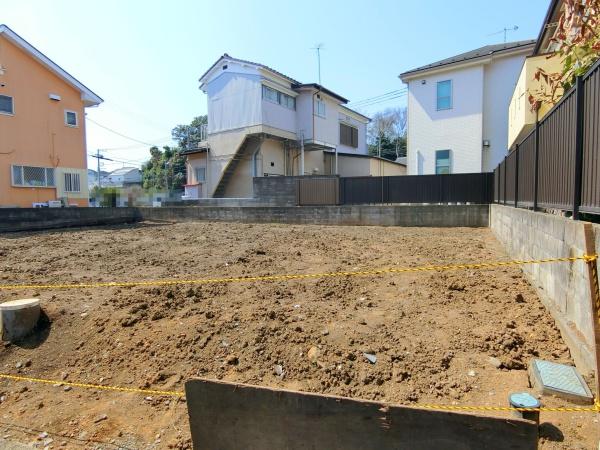 座間市南栗原３丁目の新築一戸建